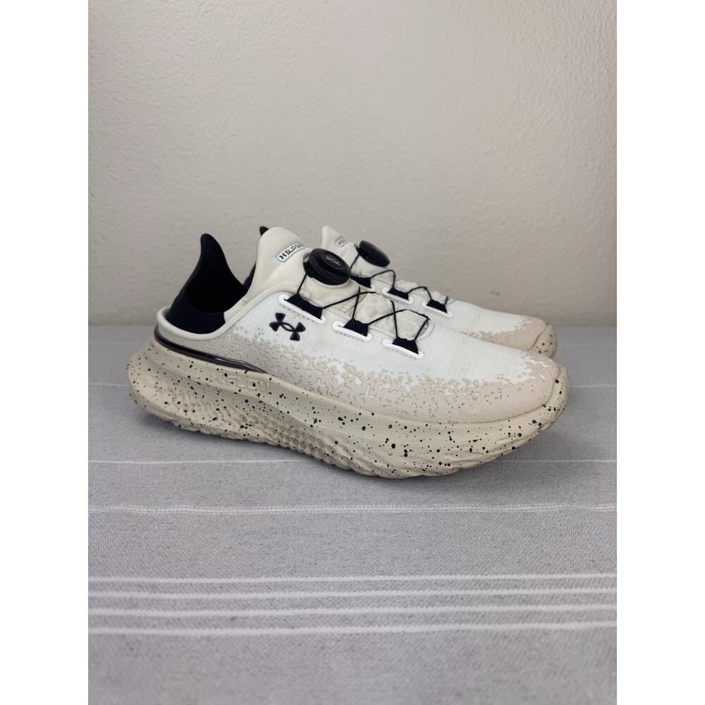 Under Armour UA SlipSpeed Mega Running Sneaker White Sandstorm Black M 8/W 9.5